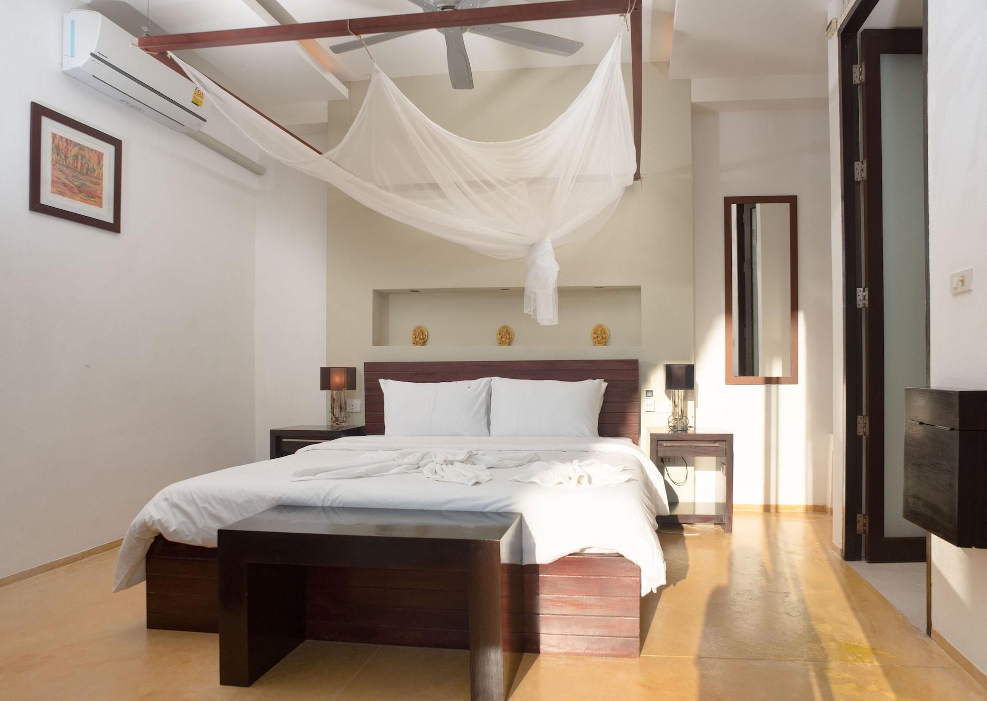 Mandalai Hotel Chaloklum Buitenkant foto