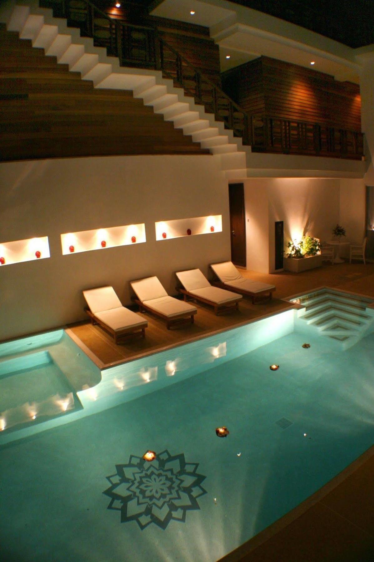 Mandalai Hotel Chaloklum Buitenkant foto
